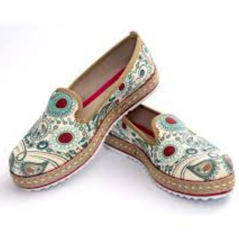 Goby Womens Patterned Sneakers